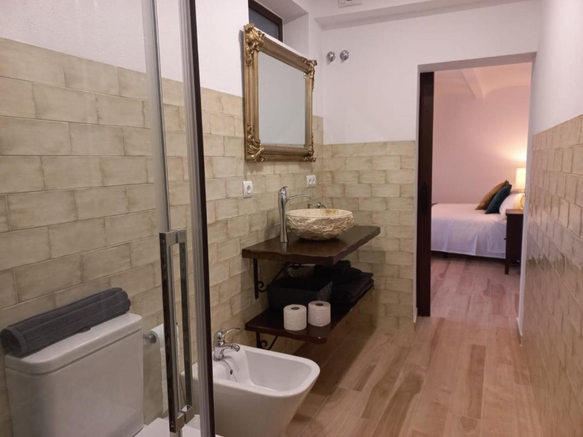 סהרה דה לה סיירה Casa Rural Aguilas Home Zhr מראה חיצוני תמונה