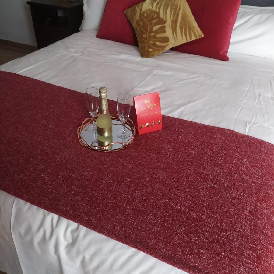 סהרה דה לה סיירה Casa Rural Aguilas Home Zhr מראה חיצוני תמונה